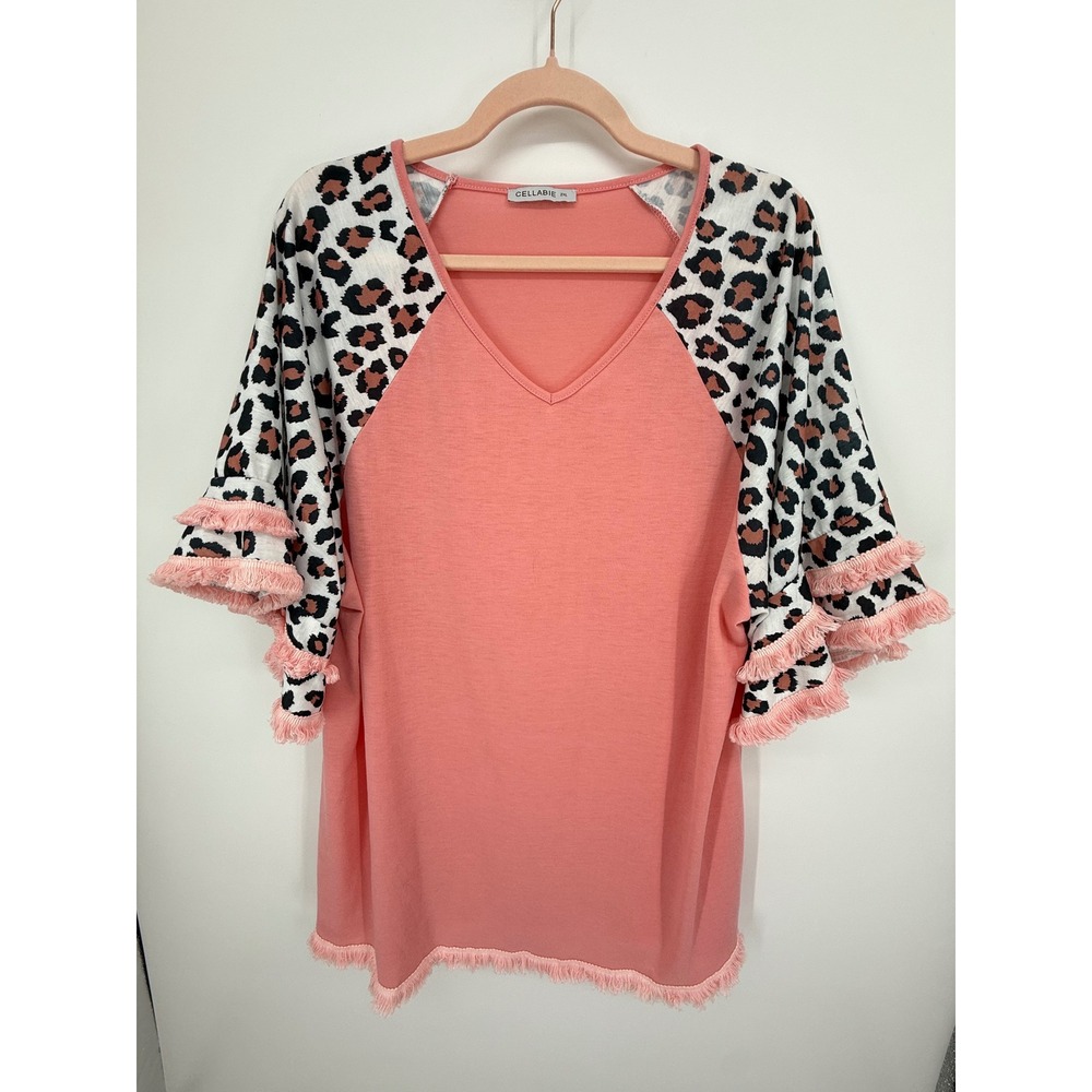 Cellabie T-Shirt Womens 2XL Coral Pink Leopard Print Fringe Raglan Boho Top